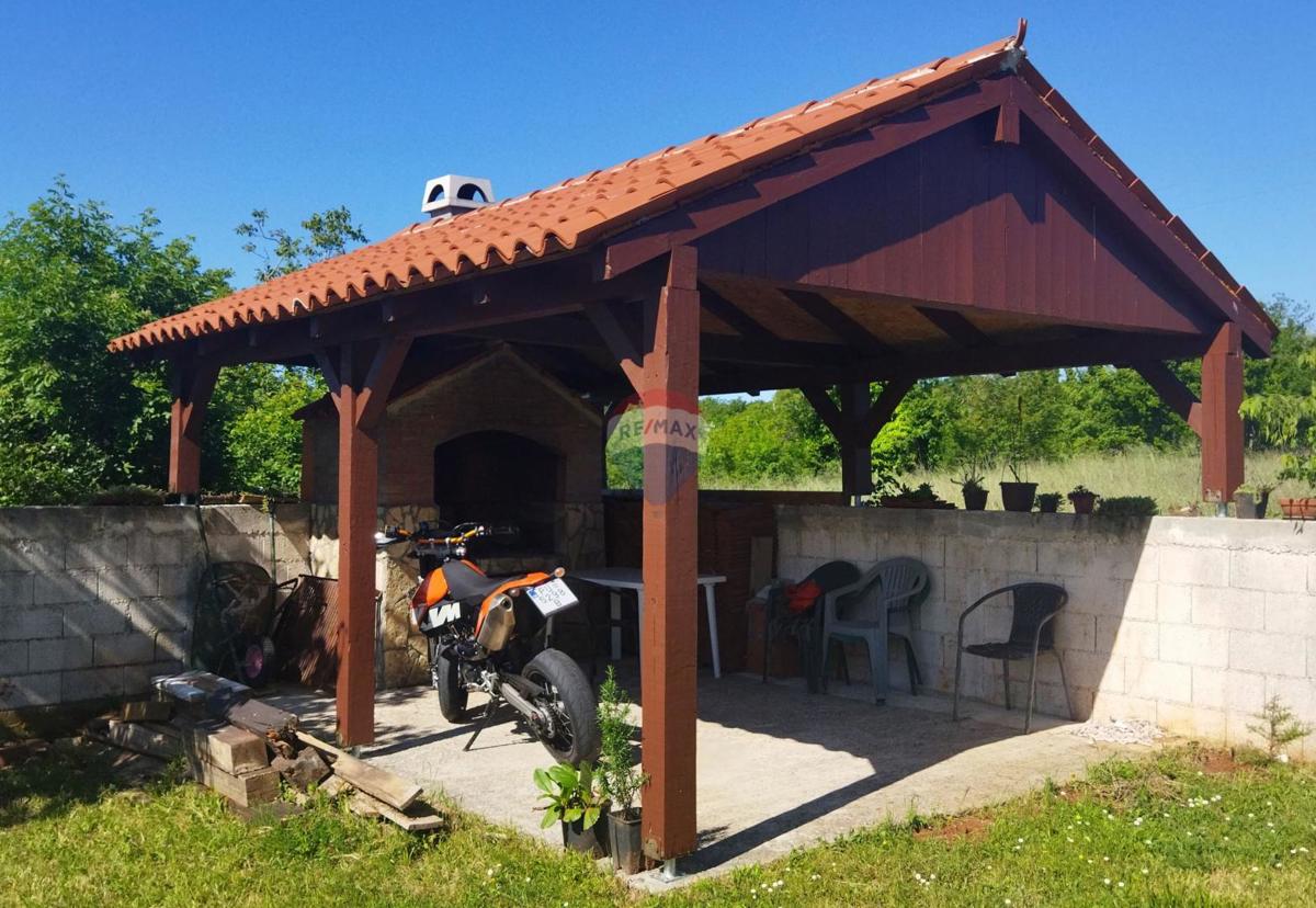 Hiša Prodol, Marčana, 400m2