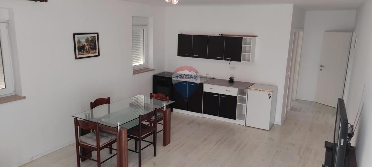 Hiša Prodol, Marčana, 400m2