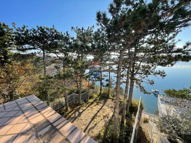 Hiša Omišalj, 306m2