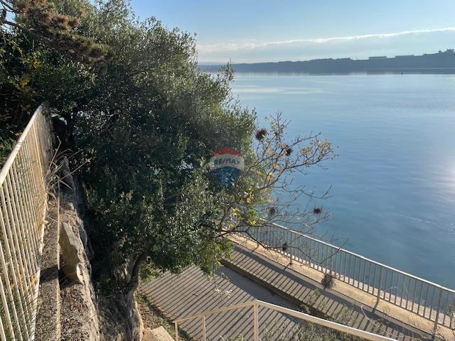 Hiša Omišalj, 306m2