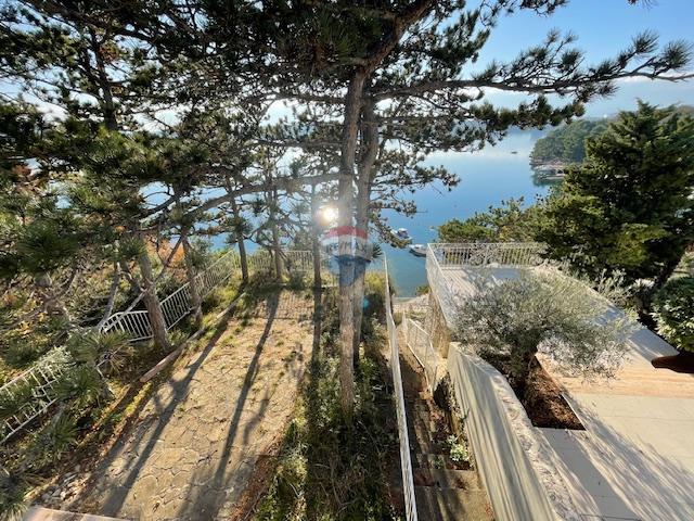 Hiša Omišalj, 306m2