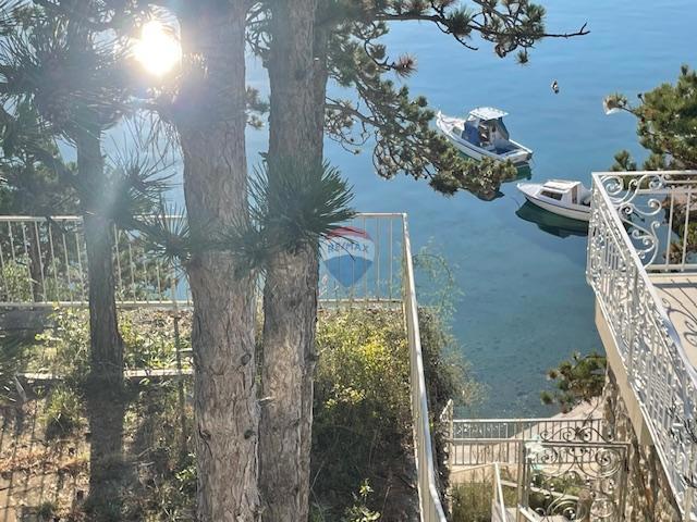 Hiša Omišalj, 306m2