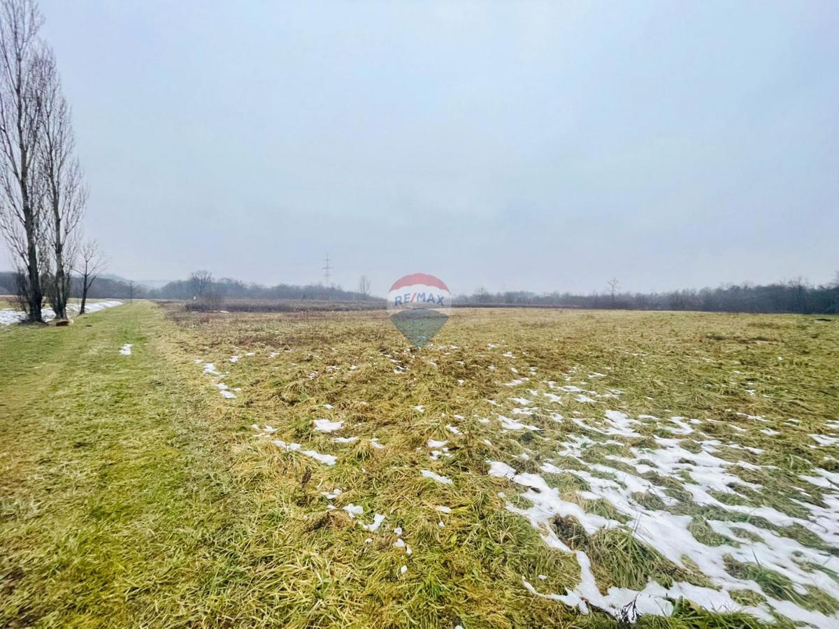 Stavbno zemljišče Kerestinec, Sveta Nedelja, 3.384m2