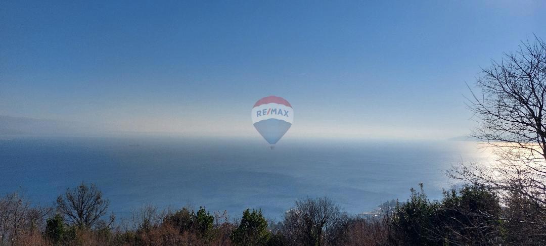 Stavbno zemljišče Bregi, Matulji, 1.457m2