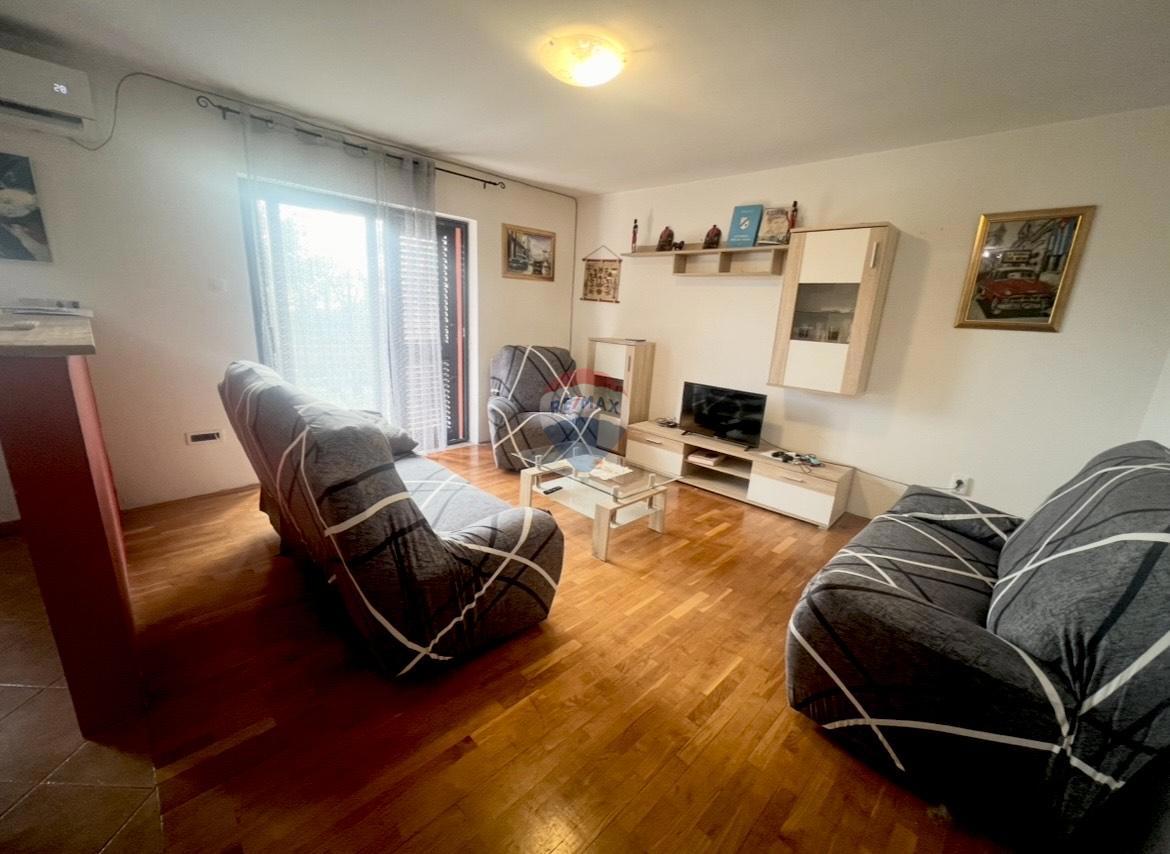 Stanovanje/Apartma Marčelji, Viškovo, 293m2