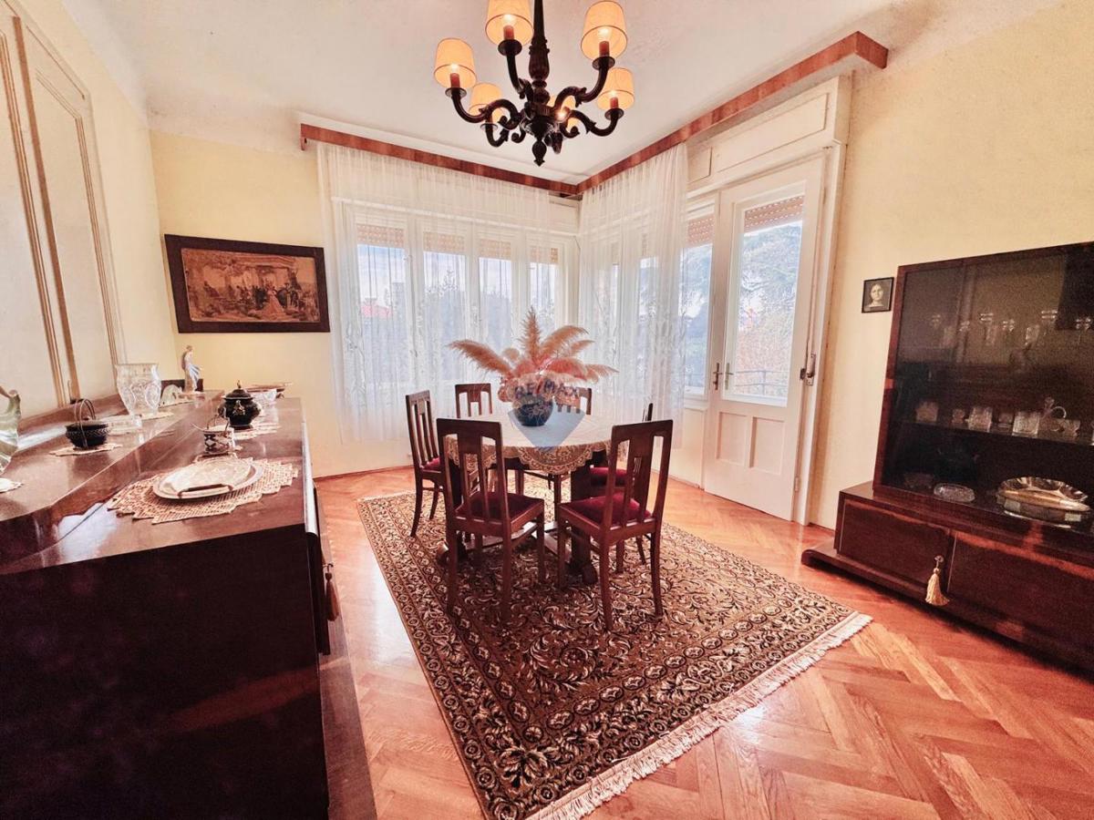 Hiša Pećine, Rijeka, 465m2