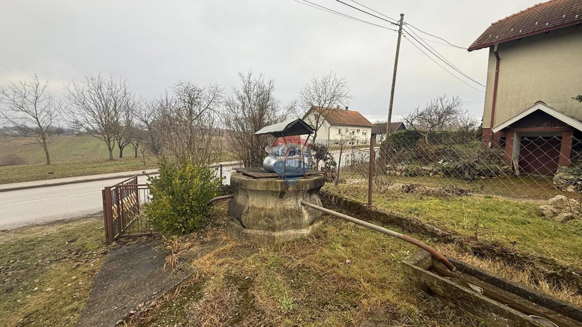 Hiša Bunjani, Križ, 3.095m2