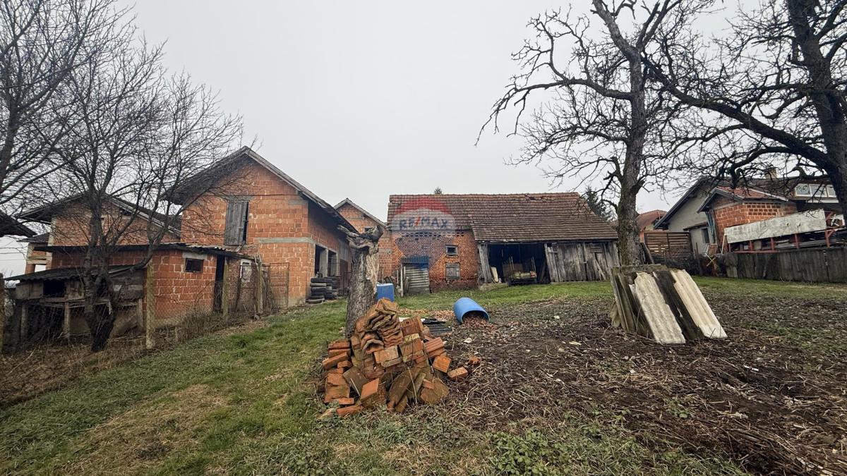 Hiša Bunjani, Križ, 3.095m2