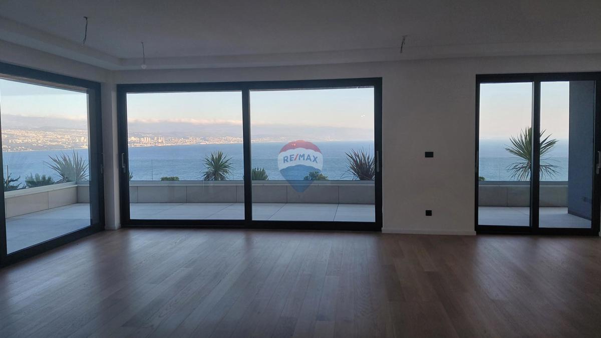 Stanovanje/Apartma Punta Kolova, Opatija, 217,01m2