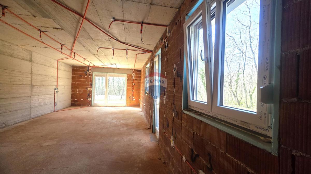 Lovrečica – Dvojček kot investicija ob morju