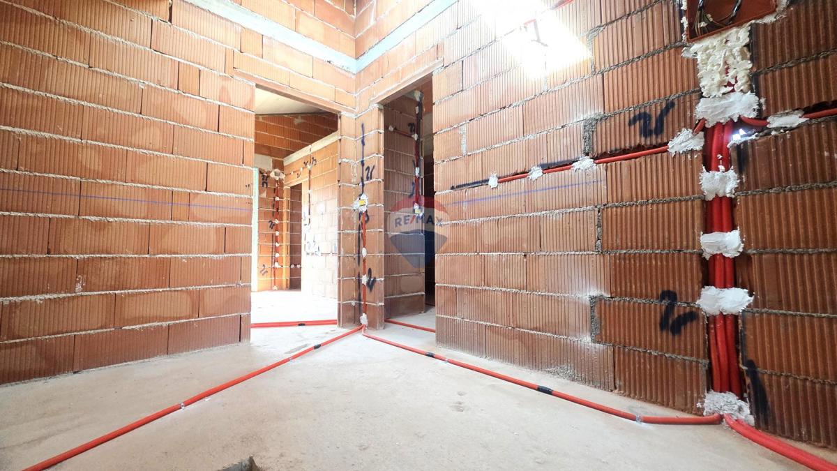 Lovrečica – Dvojček kot investicija ob morju