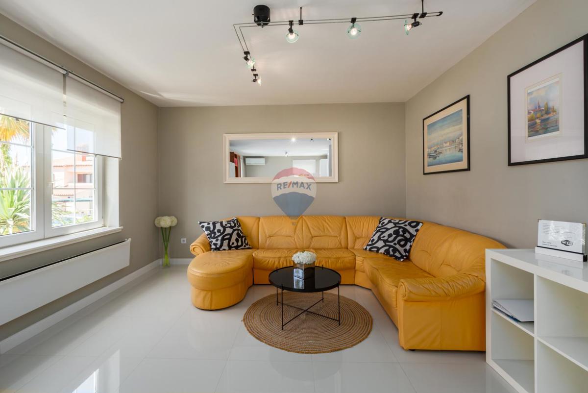 Stanovanje/Apartma Funtana, 65,87m2