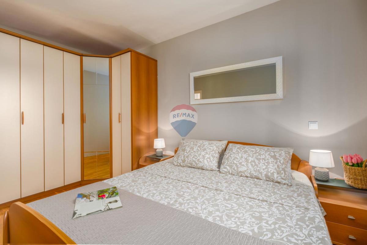 Stanovanje/Apartma Funtana, 65,87m2