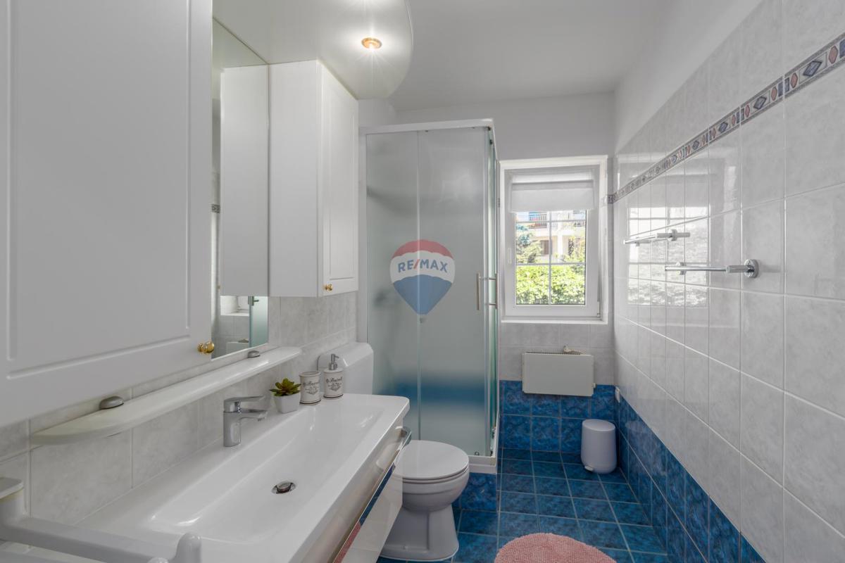 Stanovanje/Apartma Funtana, 65,87m2