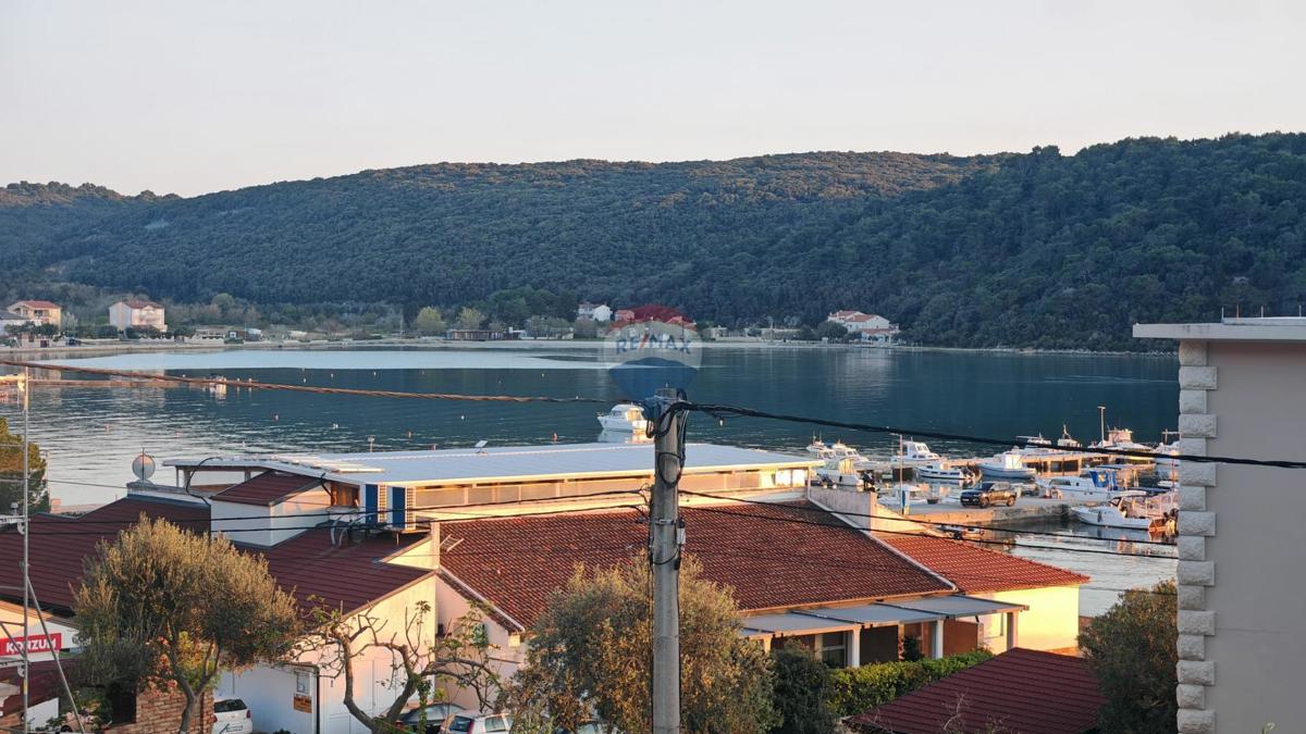 Stavbno zemljišče Kampor, Rab, 1.035m2