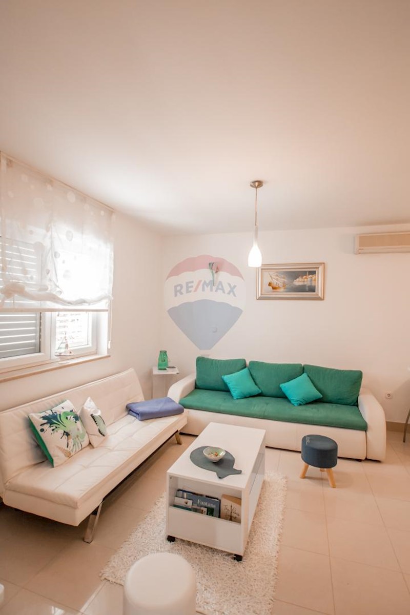 Hiša Funtana, 700m2