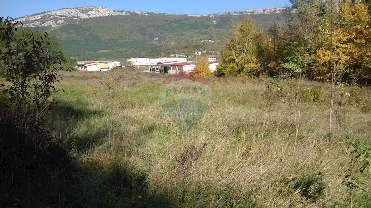 Buzet, 1.601m2