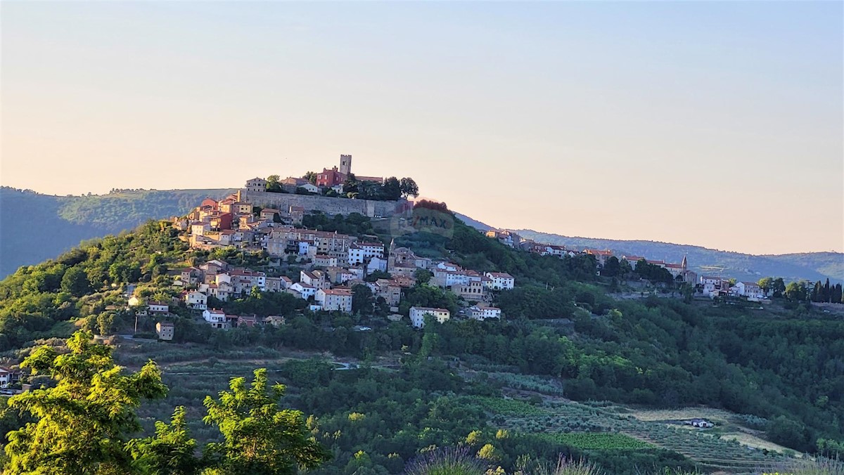 Hiša Motovun, 443m2