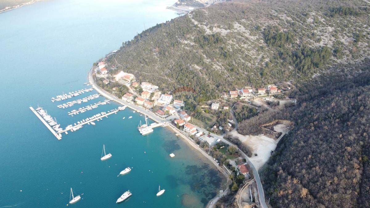 Trget, Raša, 14.730m2