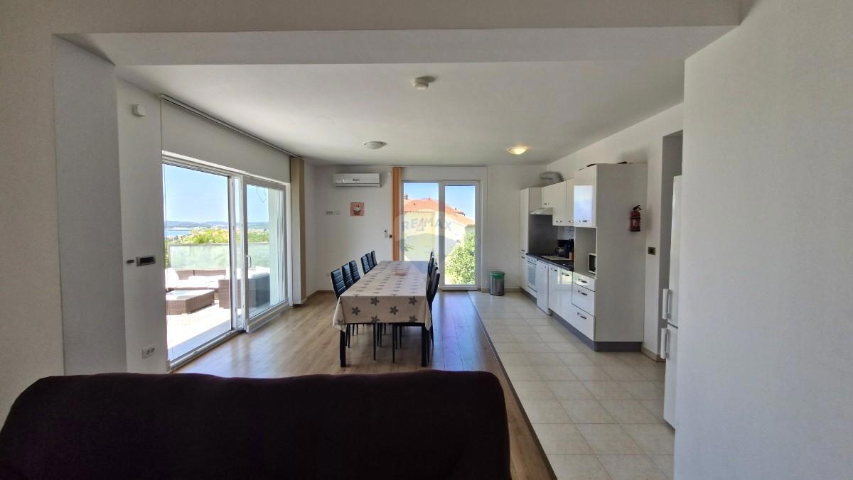 Istra, Medulin – Hiša s strešno teraso in pogledom na morje, 280 m²
