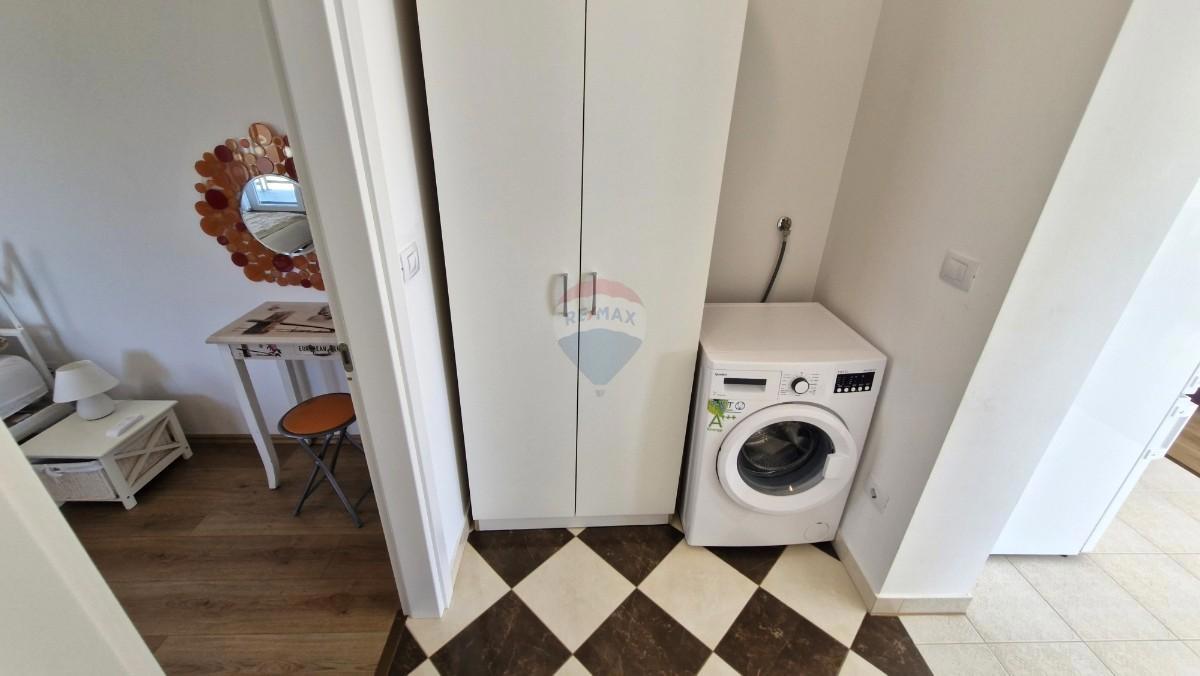 Istra, Medulin – Hiša s strešno teraso in pogledom na morje, 280 m²