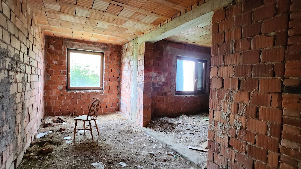 Hiša Hambarište, Vrbovsko, 320m2
