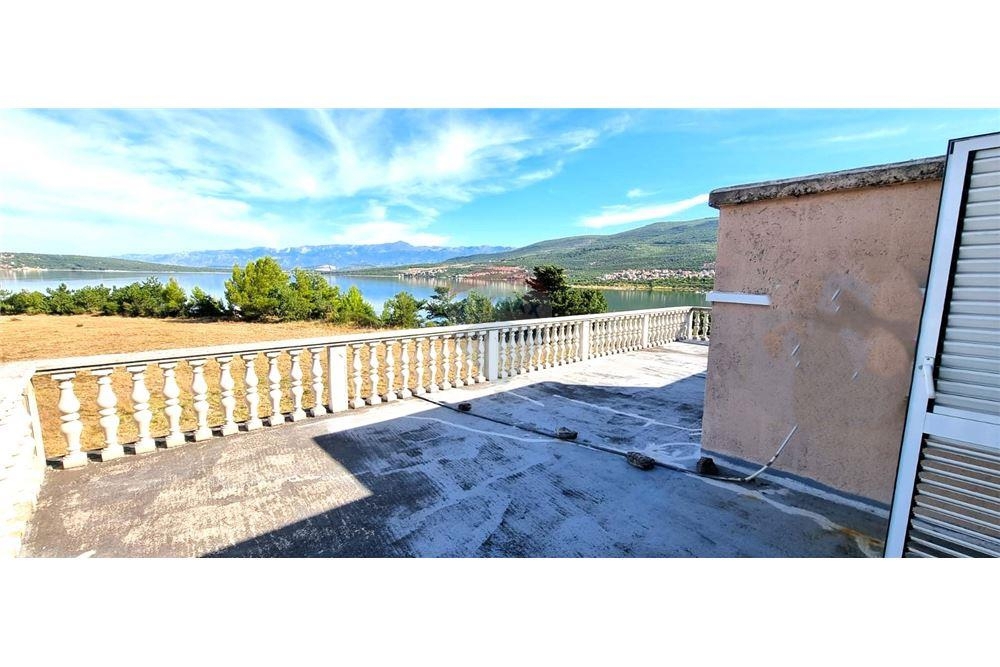 Hiša Gornji Karin, Obrovac, 408m2