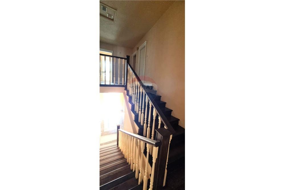 Hiša Gornji Karin, Obrovac, 408m2