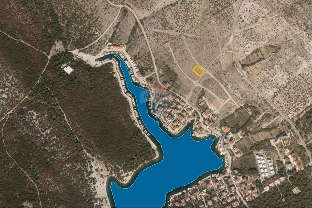 Zemljišče Šimuni, Pag, 1.077m2