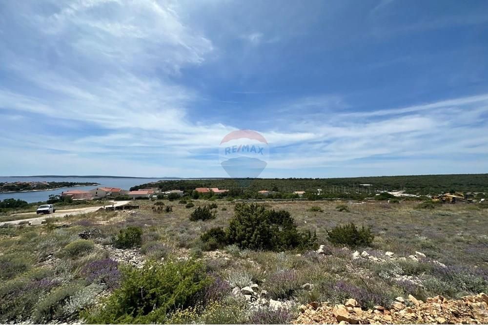 Zemljišče Šimuni, Pag, 1.077m2