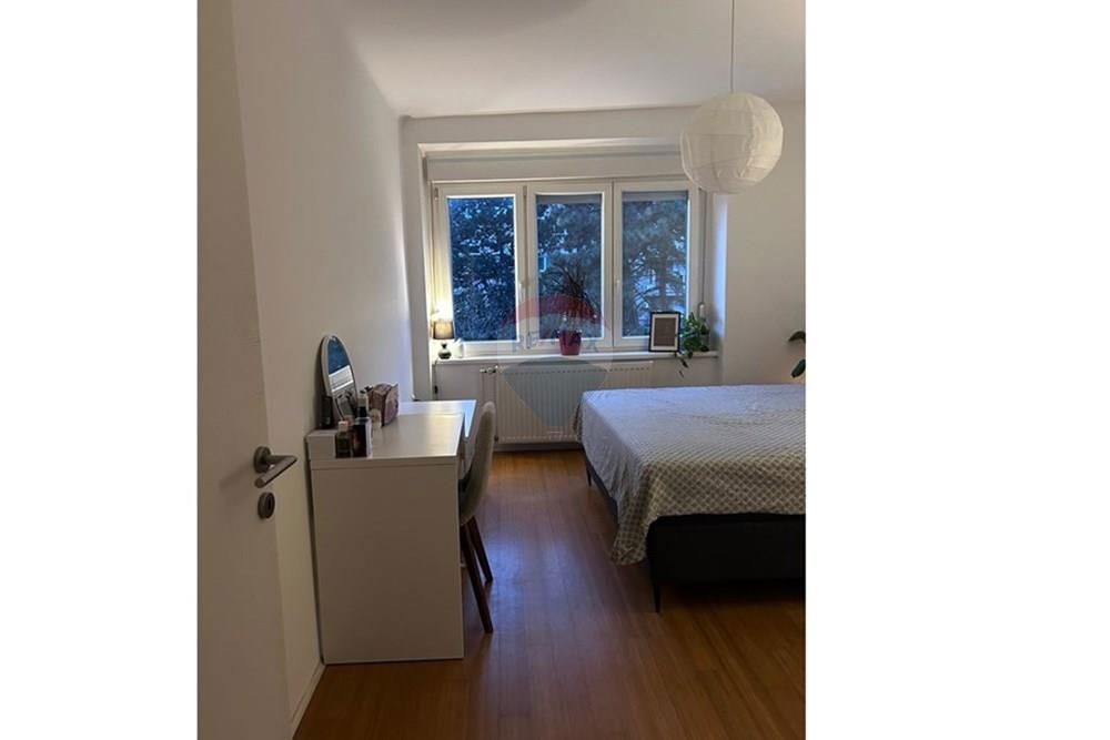 Stanovanje Trnje, 55m2