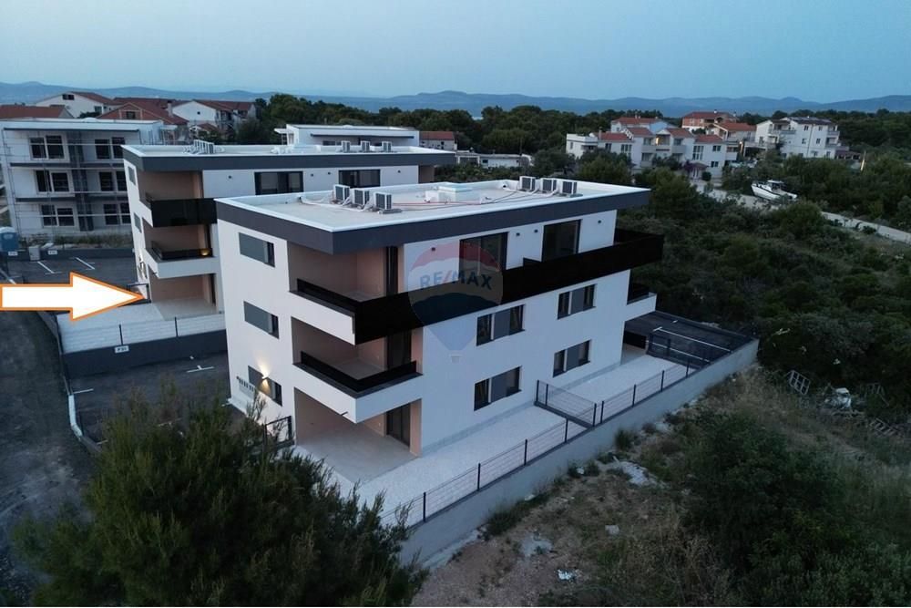 Stanovanje Pakoštane, 82,49m2