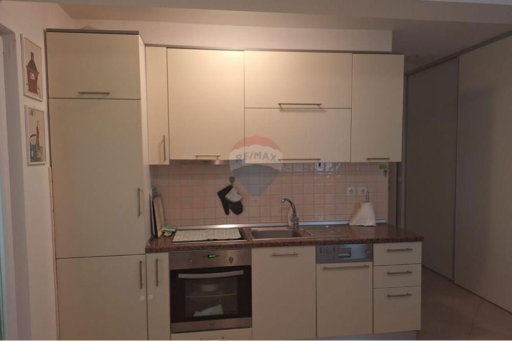 Stanovanje Novalja, 52,60m2