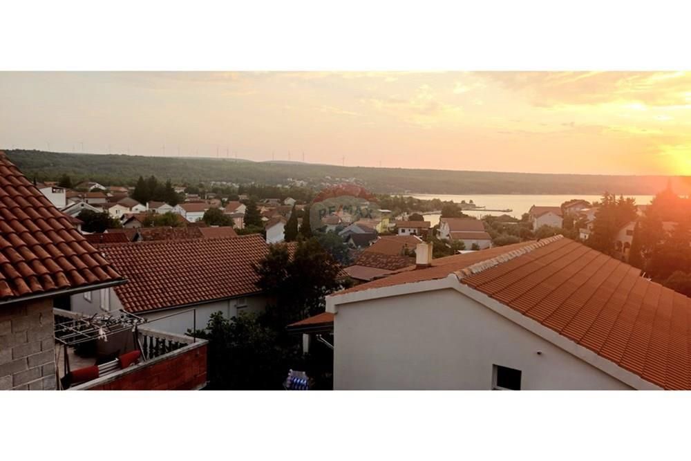 Hiša Gornji Karin, Obrovac, 122,65m2