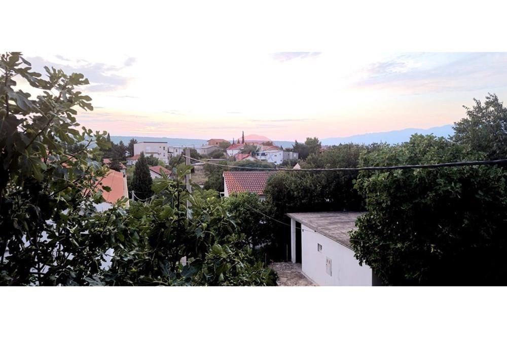 Hiša Gornji Karin, Obrovac, 122,65m2