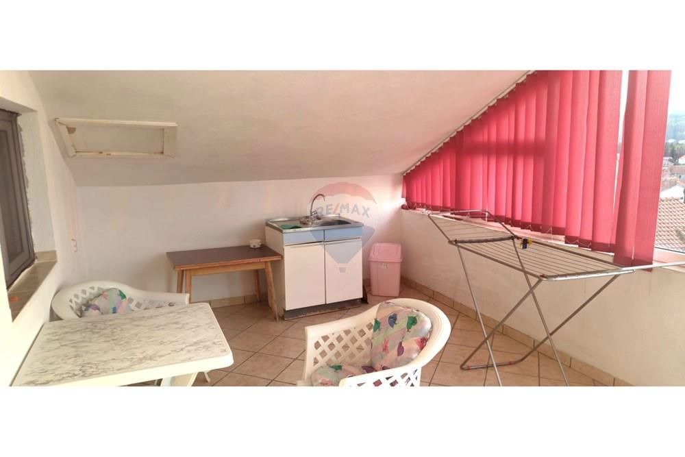 Hiša Gornji Karin, Obrovac, 122,65m2