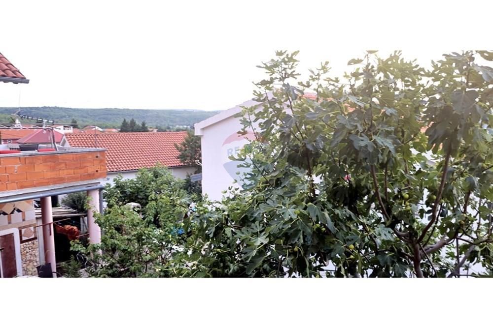Hiša Gornji Karin, Obrovac, 122,65m2