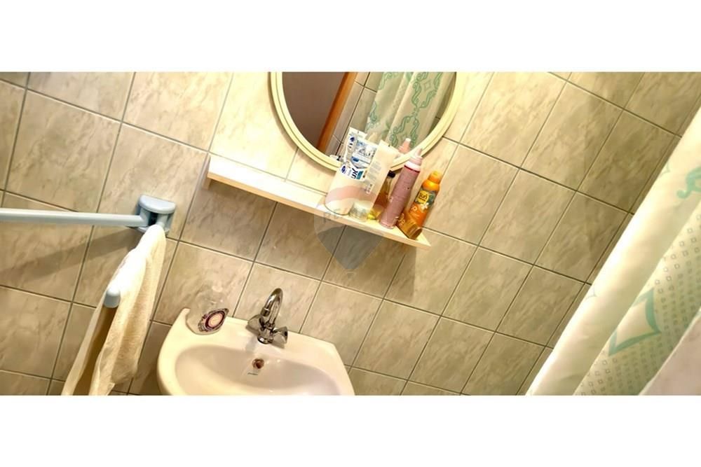 Hiša Gornji Karin, Obrovac, 122,65m2
