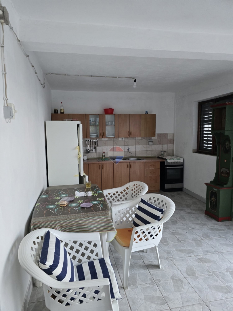 Hiša Gornji Karin, Obrovac, 122,65m2