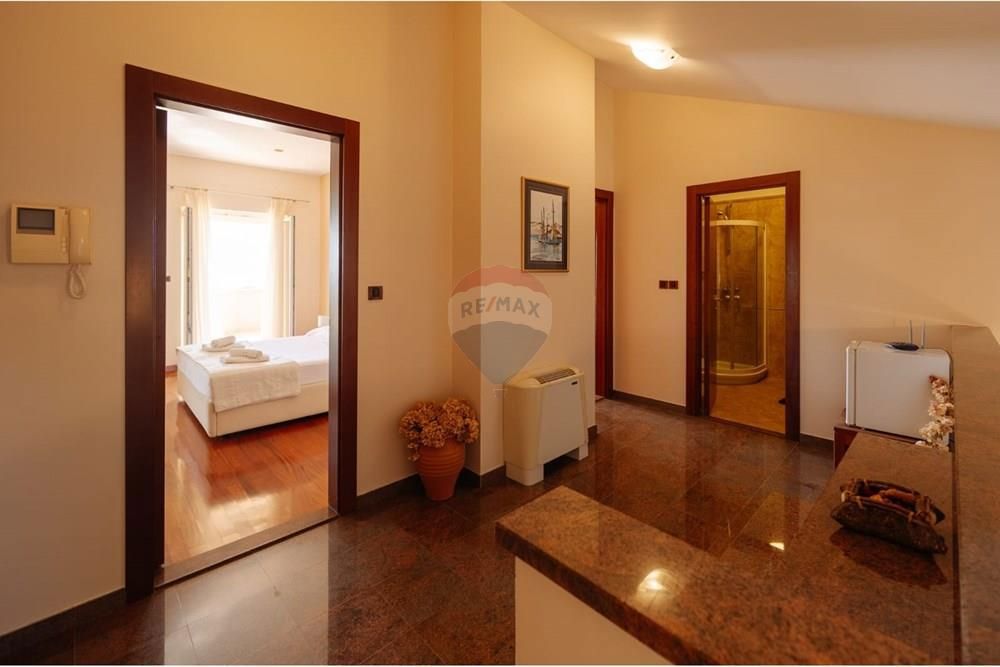 Hiša Kožino, Zadar - Okolica, 880m2