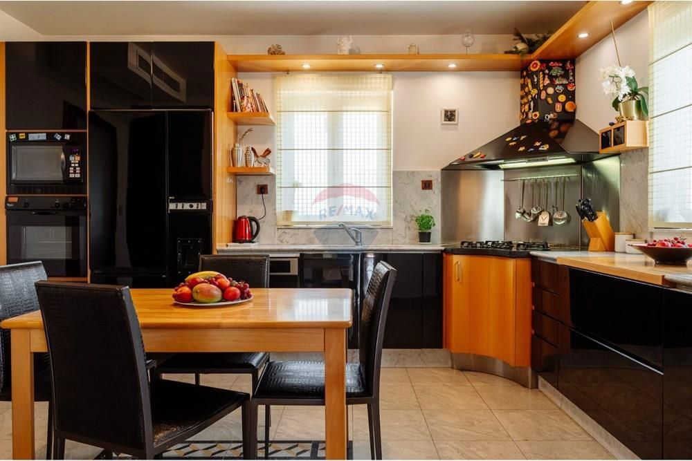 Hiša Kožino, Zadar - Okolica, 880m2