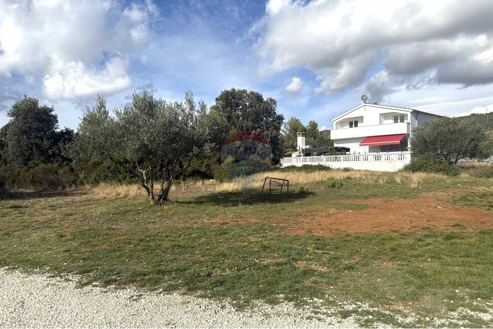 Zemljišče Sukošan, 476m2