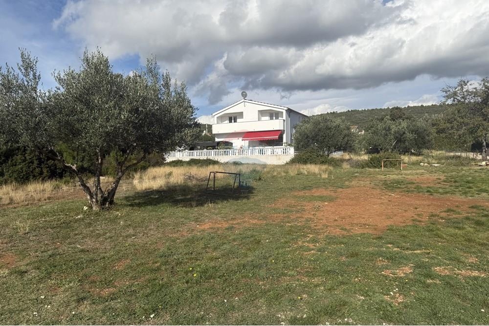 Zemljišče Sukošan, 476m2