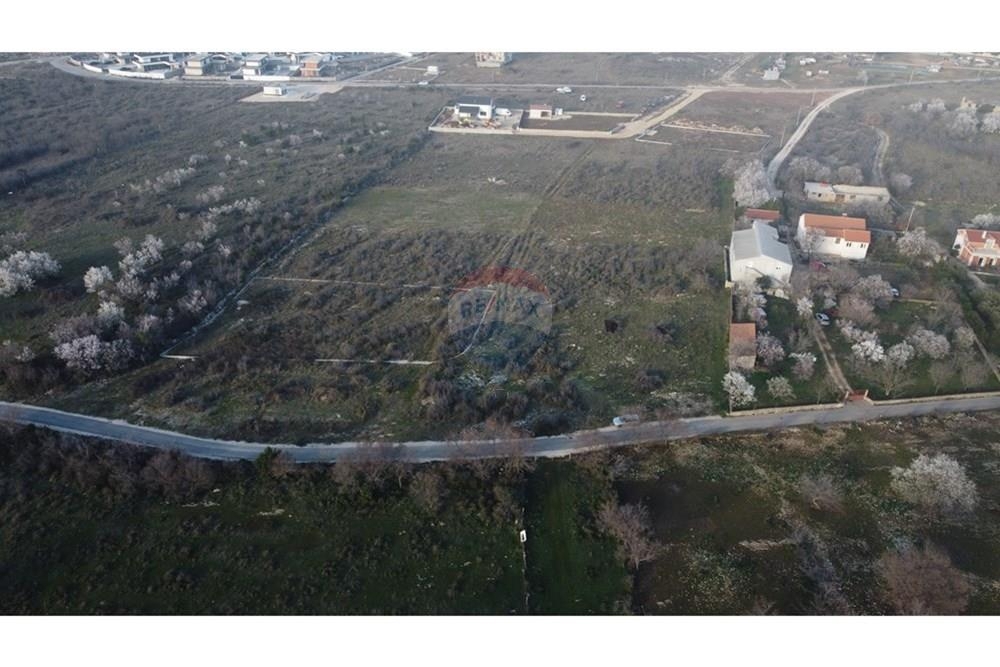 Zemljišče Zemunik Gornji, Zemunik Donji, 978m2