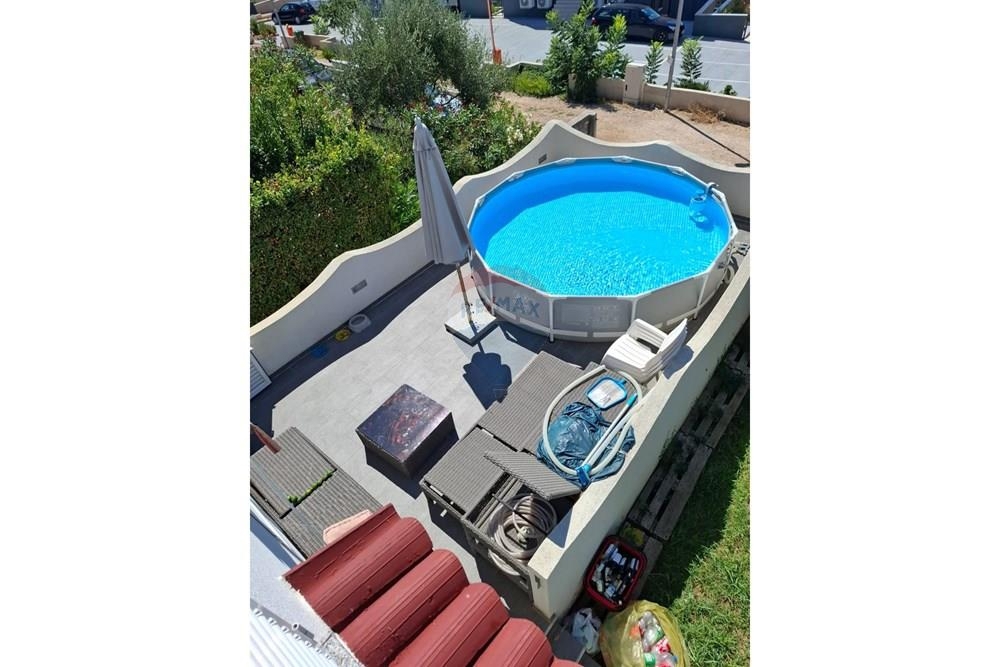 Hiša Novalja, 107m2