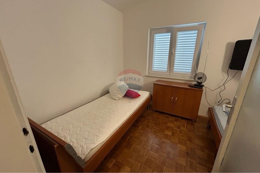 Hiša Novalja, 107m2