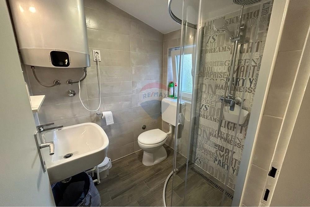 Hiša Novalja, 107m2