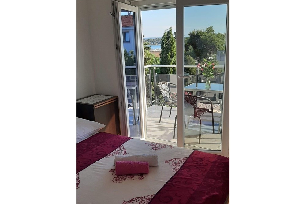 Hiša Novalja, 450m2