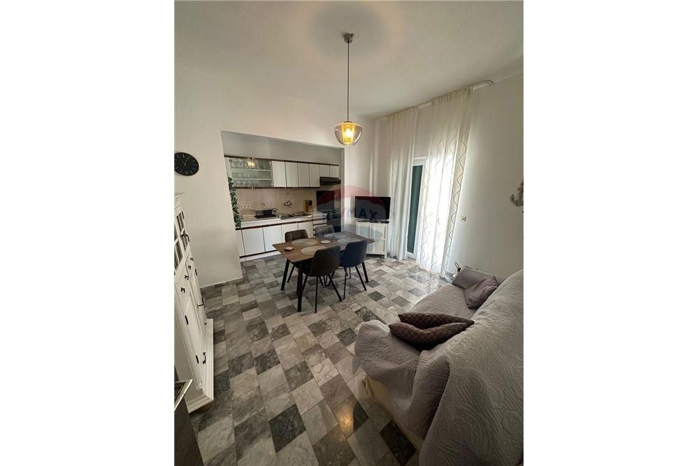 Hiša Košljun, Pag, 347m2