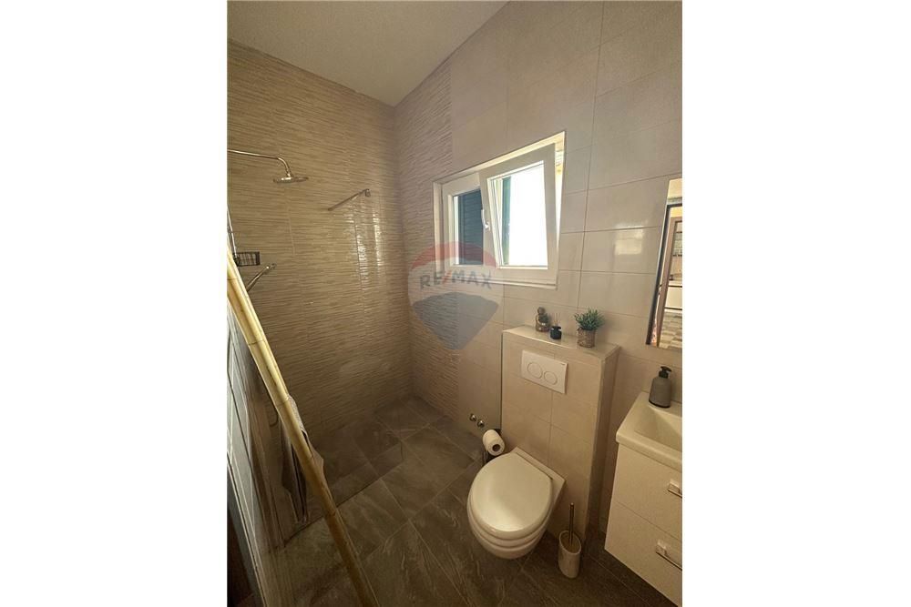 Hiša Košljun, Pag, 347m2